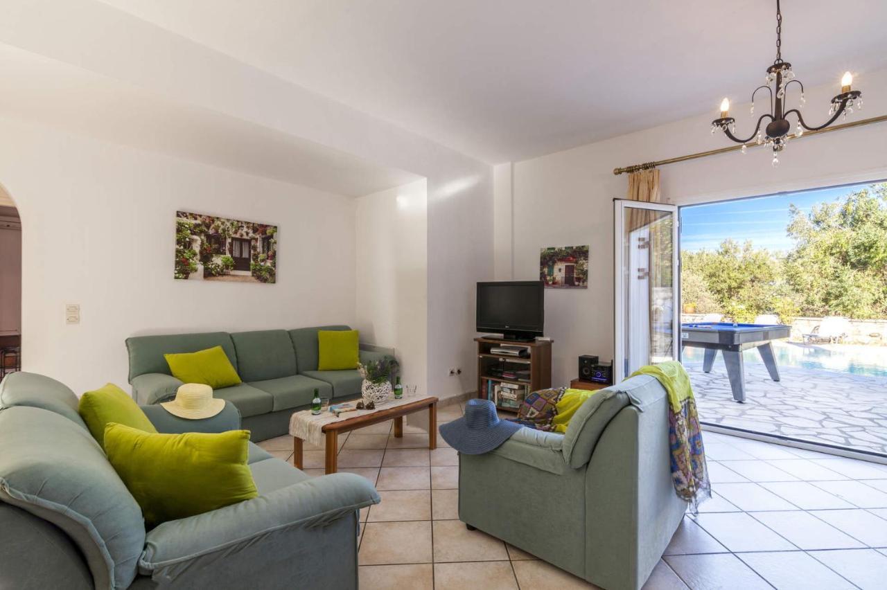 Villa Vingla By Villa Plus Kassiopi Exteriér fotografie