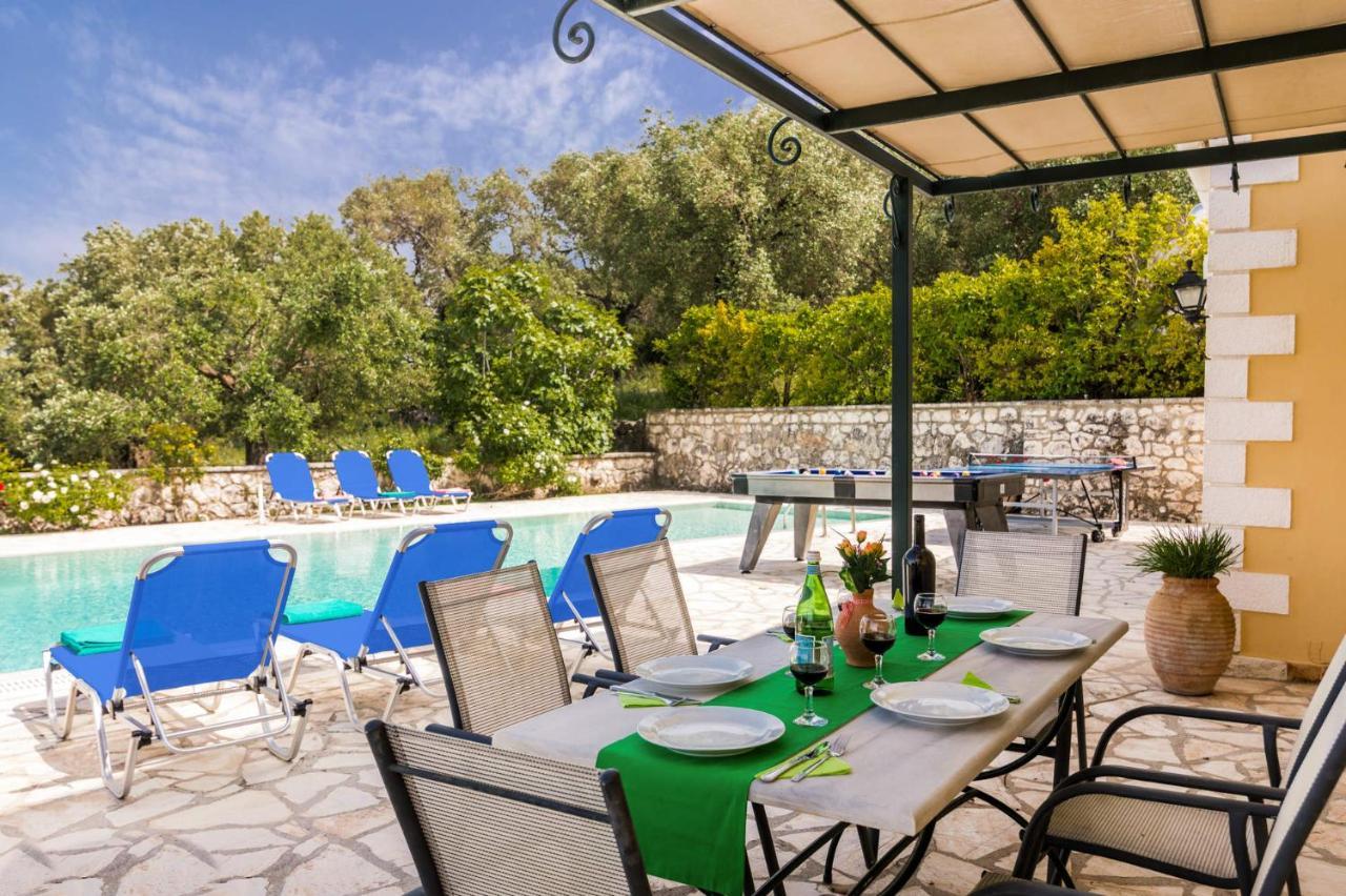 Villa Vingla By Villa Plus Kassiopi Exteriér fotografie